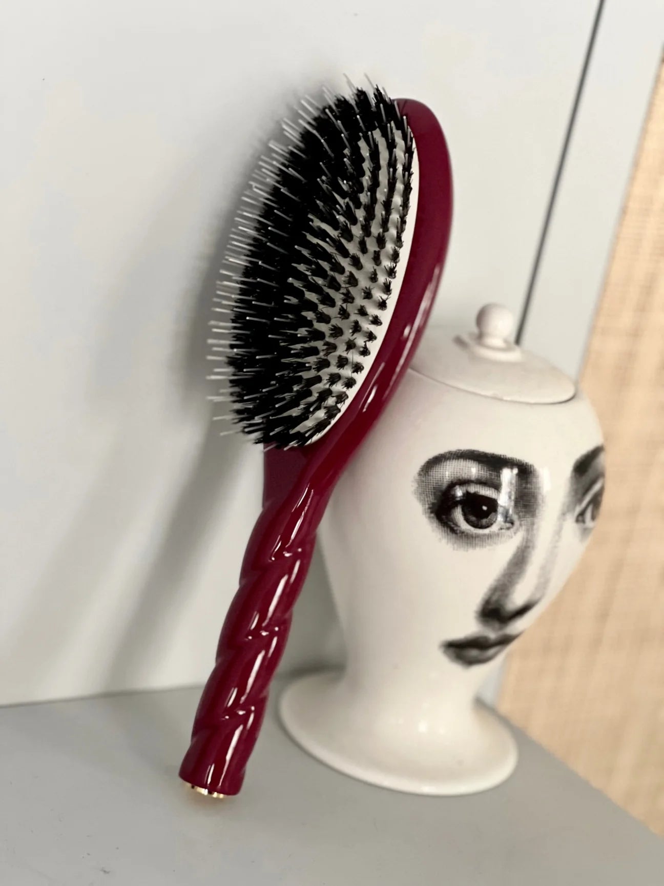 N.02 La Brosse Démêlante & Soin