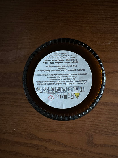 Bougie Bois précieux - Standard par Muisti