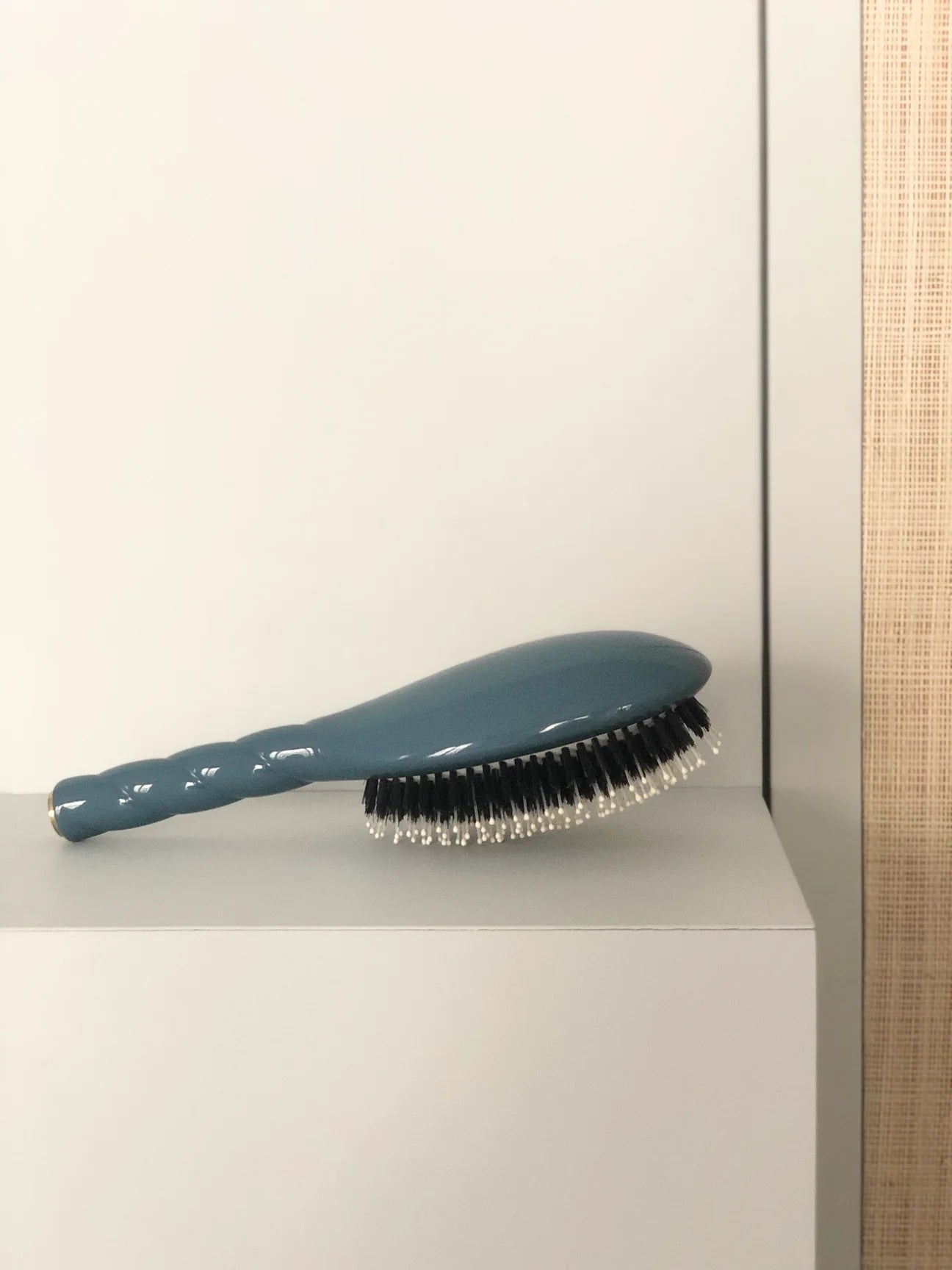 N.03 La Brosse Cuir Chevelu Sensible